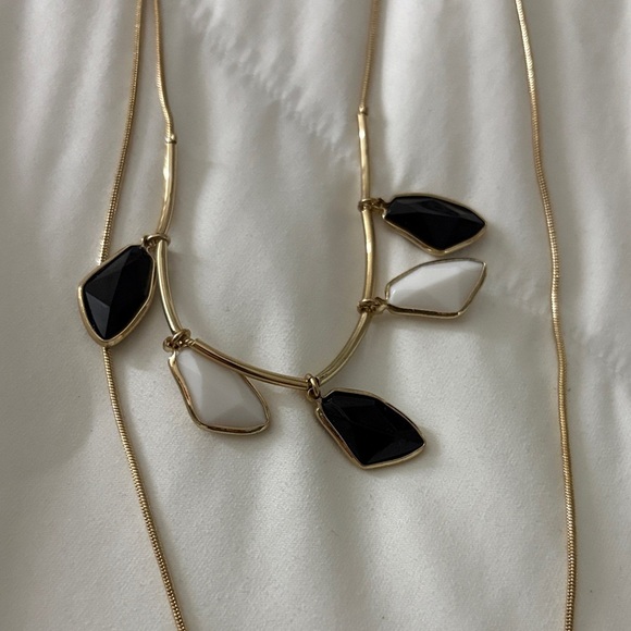 Gold and Black Geometric Necklace - Picture 2 of 2